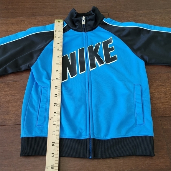 Nike Boys Blue & Black Colorblock Spellout Zip-Up Athletic Track Jacket Size 6 - Picture 6 of 7